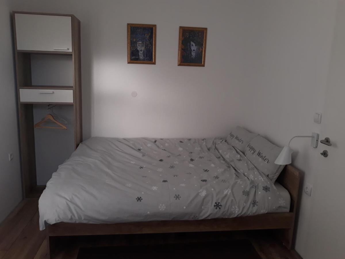 Apartmani Exit 페일 외부 사진